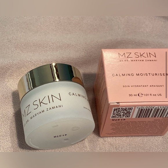 MZ Skin Calming Moisturiser By Dr Maryam Zamani - Picture 4 of 4